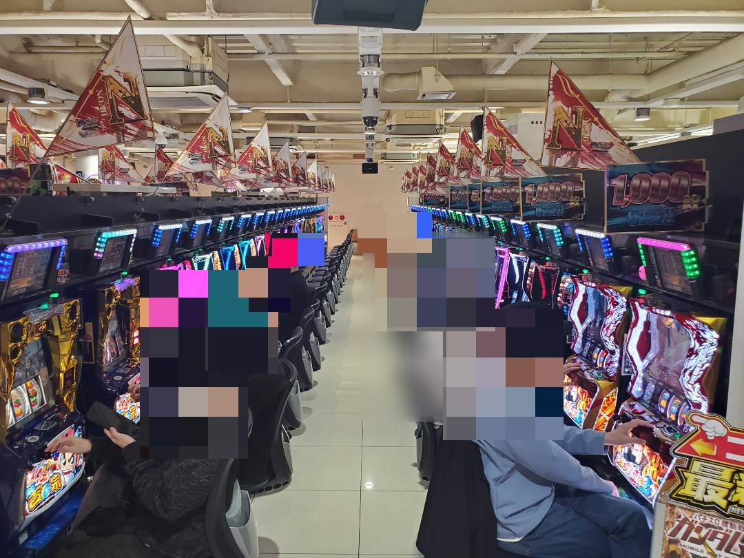 [取材日 4月24日(金)]の[店舗名 マルハン厚木様]の店内の様子