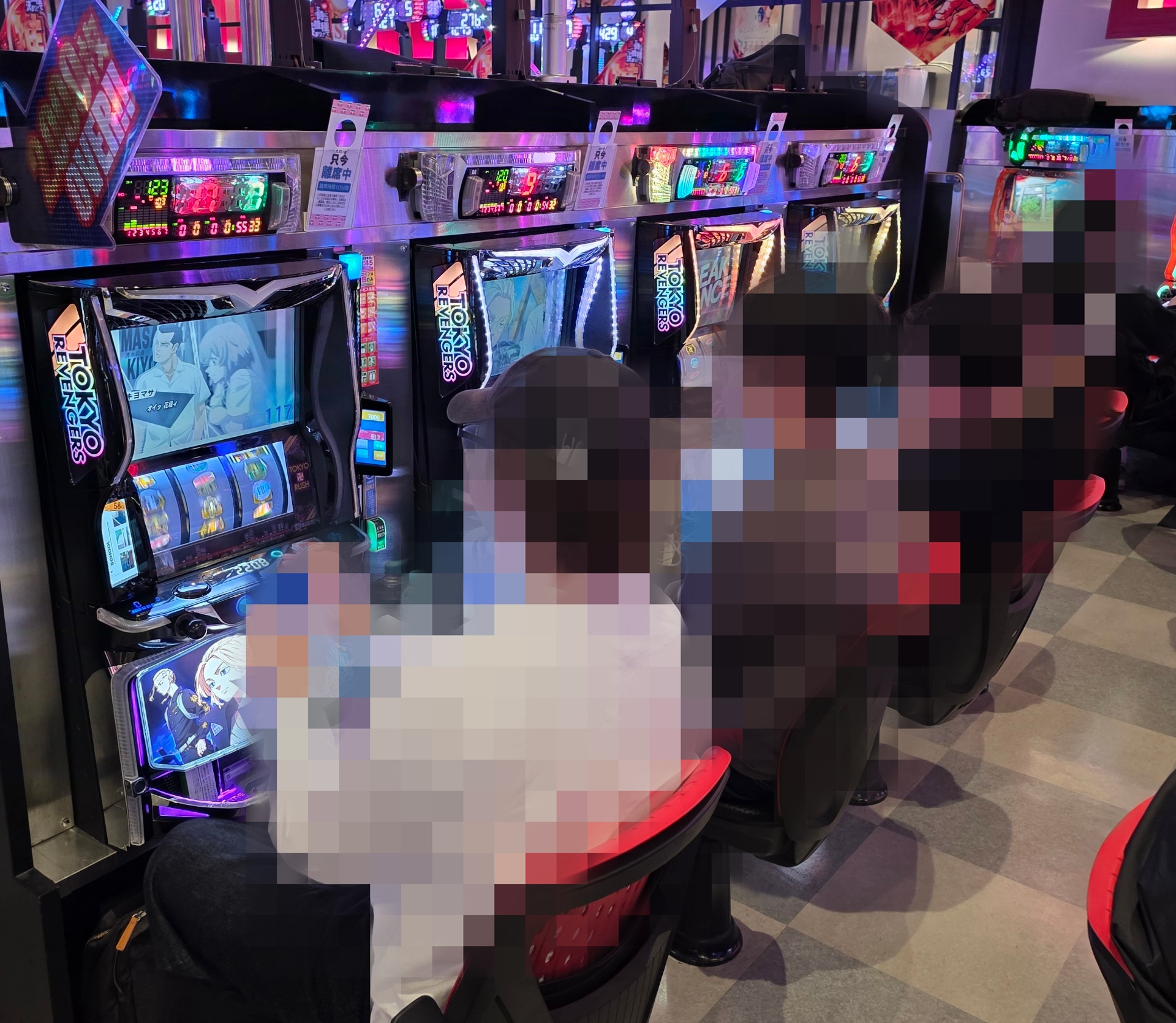 [取材日 4月11日(土)]の[店舗名 SLOT M&M綱島店様]の店内の様子