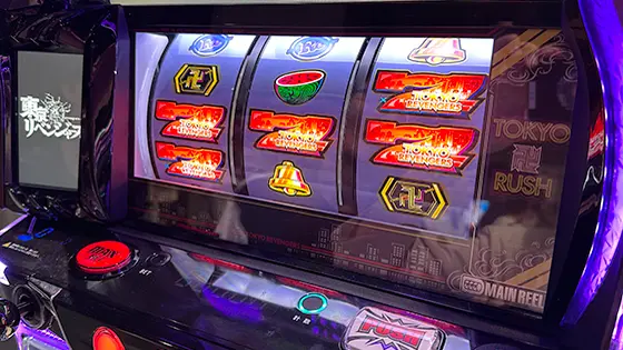 サミーファン祭 in RED゜TOKYO TOWERの最新機種展示（スマスロ 東京リベンジャーズ）