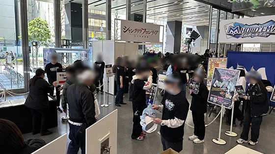 会場全体の熱気とP-SPORTSイベントの盛り上がりイメージ