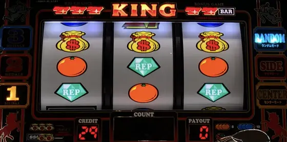 キングクリエーター30のリーチ目「上段＄袋揃い」