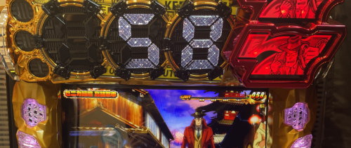 主役は銭形3の筐体上部のG数カウンター画像