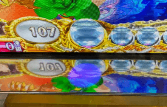 パチンコP七つの美徳 ゴールデンエンジェルタイムの紫保留(ミラー反射)画像