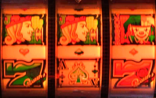 パチンコPフィーバークィーンRUSHの灼熱ゾーン画像