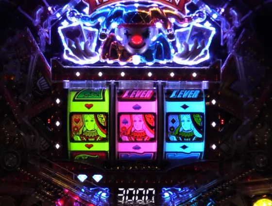 パチンコPフィーバークィーンⅡ 30th ANNIVERSARY EDITIONの女王凱旋BONUS画像