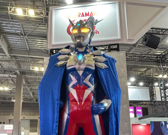 巨大フィギュア