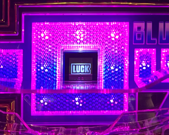 ブルーロック（パチンコ）のLUCKランプ