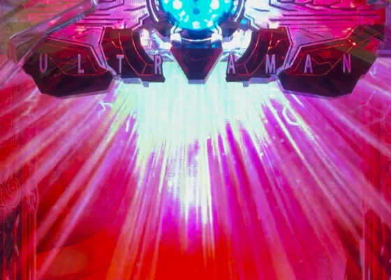 パチンコe ULTRAMAN 4500超ライトのギミックフラッシュ画像