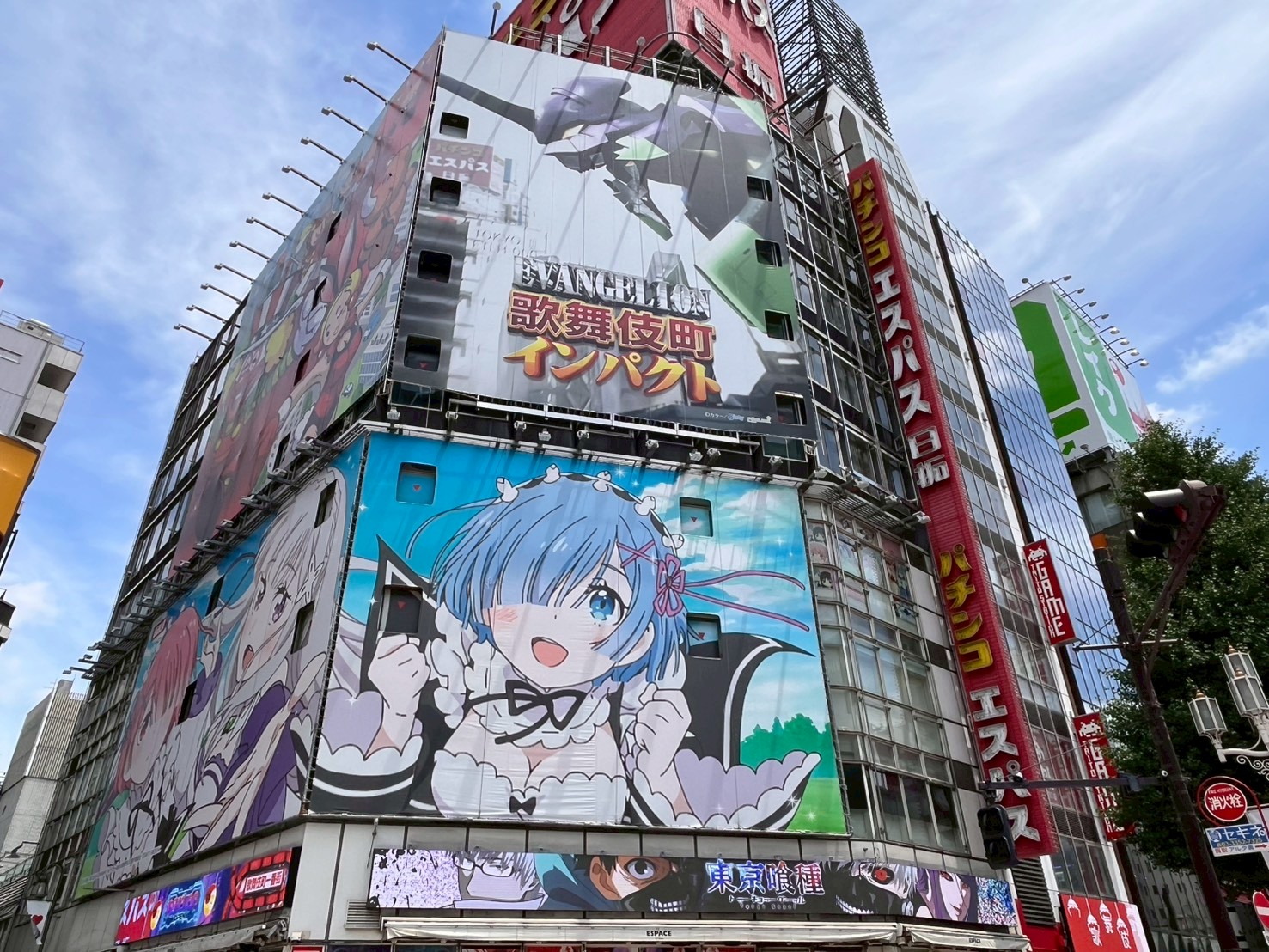 エスパス日拓新宿歌舞伎町店の外観画像